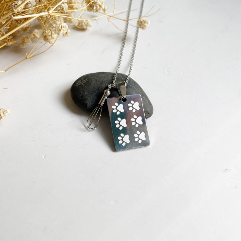 Sweet Paws Muffin Pan Necklace